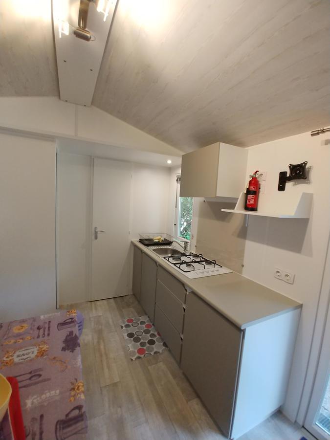 Camping La Rocca Manerba del Garda Exterior foto